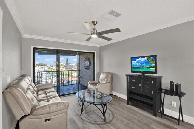 Building Photo - 622 Yardarm Dr