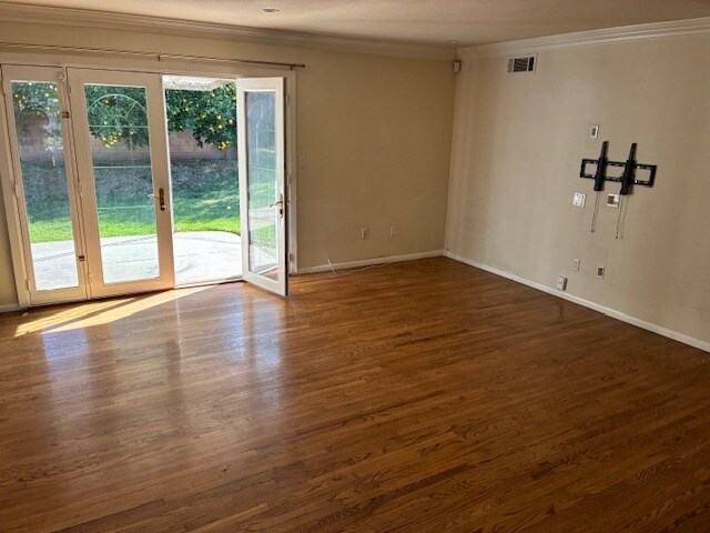 Building Photo - 9626 Lubao Ave