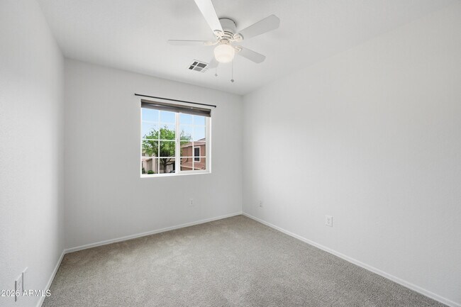 Building Photo - 21862 N 40th Pl