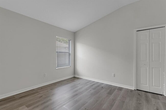 Building Photo - 15412 Montilla Loop
