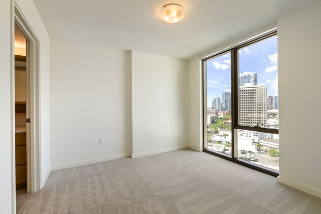 Building Photo - Sky Ala Moana West #1508 - Live in the heart of Honolulu!