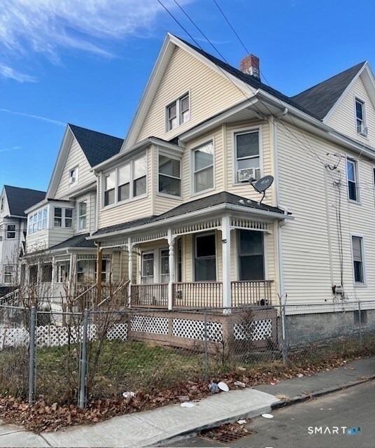Building Photo - 166 Laurel Ave