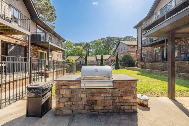 Building Photo - Spacious 1-Bedroom Living Near Emory & Toco Hills | 672 SF