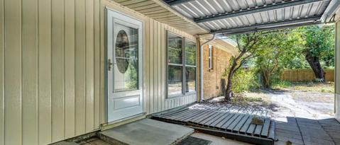 Building Photo - 2442 Oates Dr