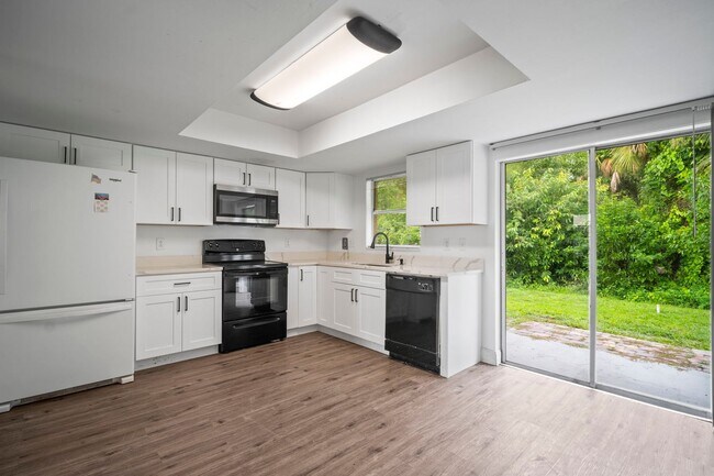 Building Photo - Affordable 2-bedroom, 2-bathroom apartment...