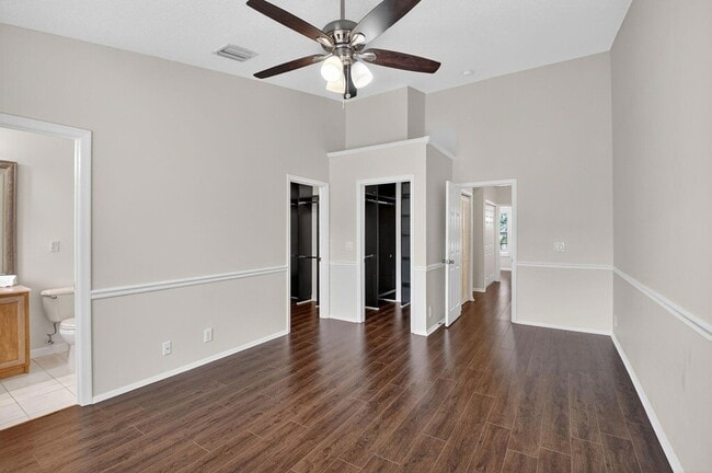 Building Photo - 8020 Briantea Dr