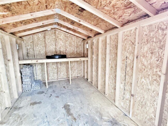 Building Photo - 2316 Vineyard Terrace Ln