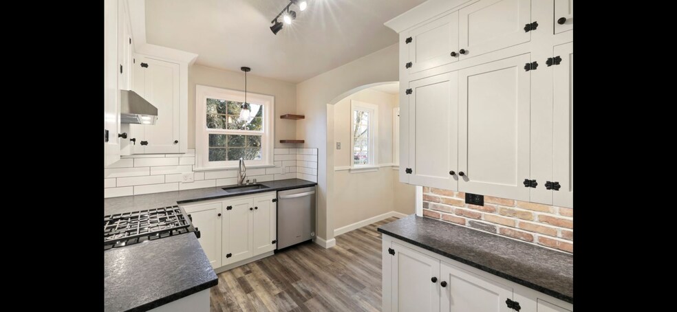 Kitchen view 2 - 2330 E 4th Ave