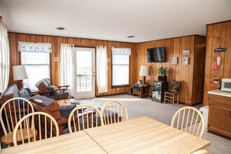 Building Photo - 54225 Shoresurf Ln