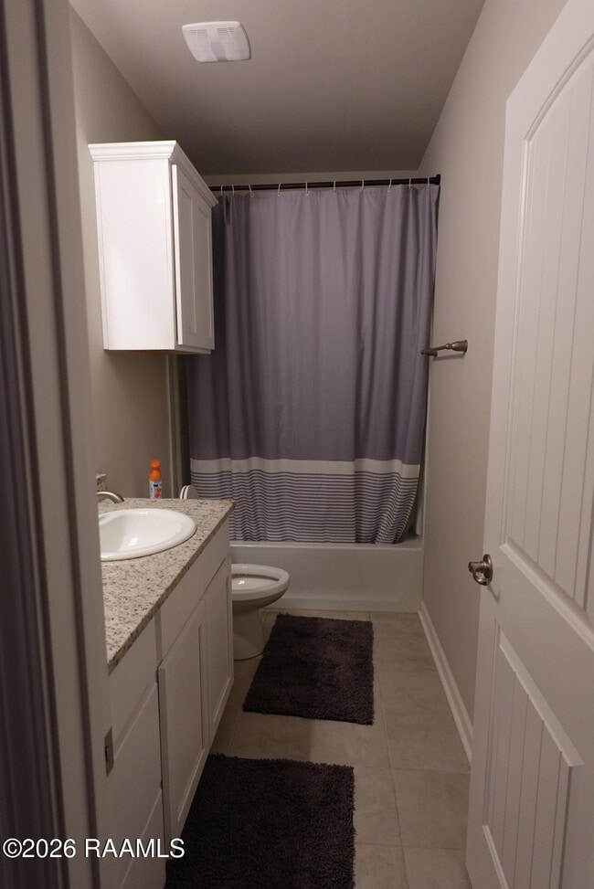 Building Photo - 401 Dua Ln