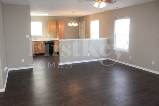 Building Photo - 2640 Branigan Creek Blvd