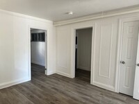 Building Photo - 3137 Zulette Ave
