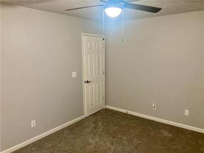 Building Photo - 625 Baron Dr