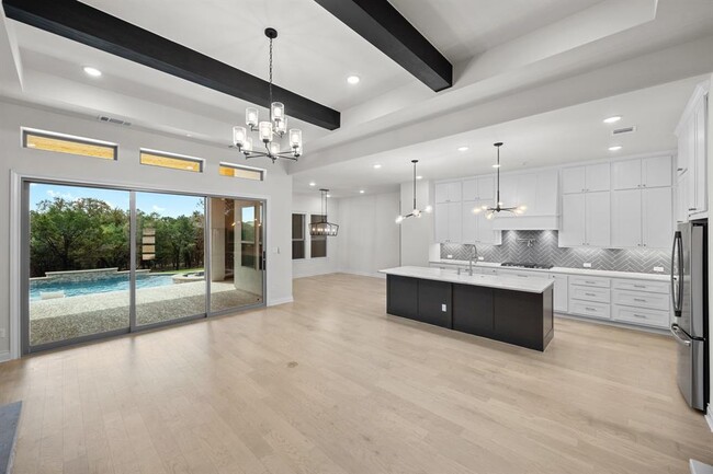 Building Photo - 116 Stardusty