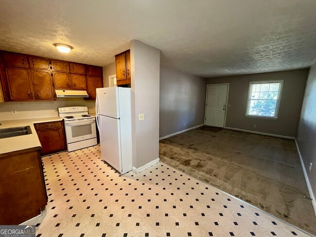 Building Photo - 253 Marco Dr