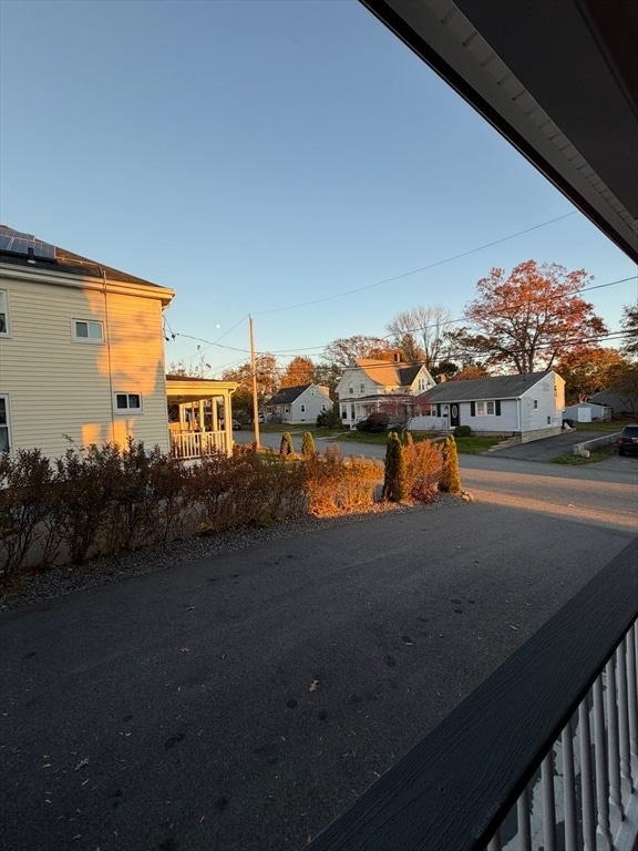 Building Photo - 31 Frost Ave