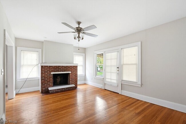 Building Photo - 3423 Beechwood Ave
