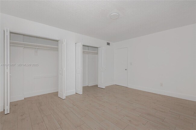 Building Photo - 631 Jefferson Ave