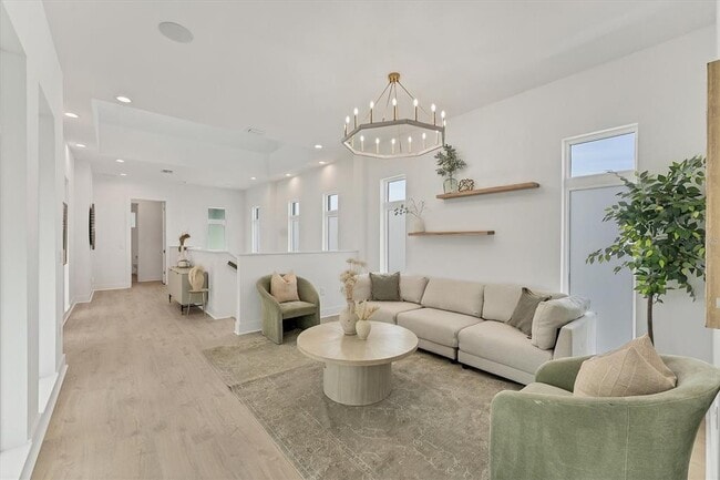 Building Photo - 6028 Red Mangrove Ln