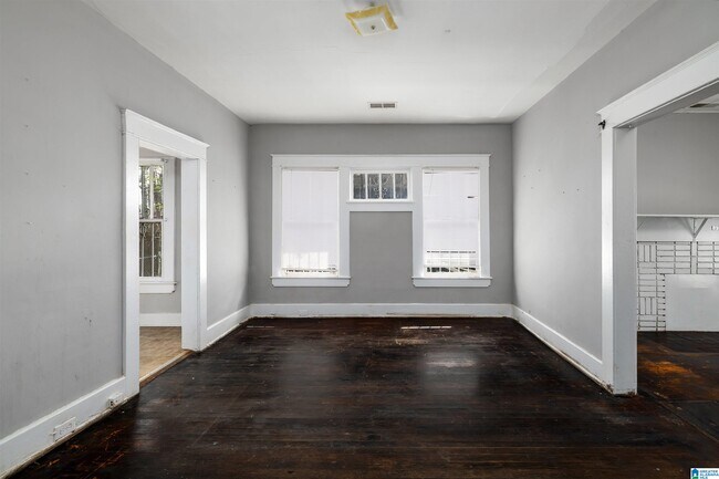 Building Photo - 129 68th St N