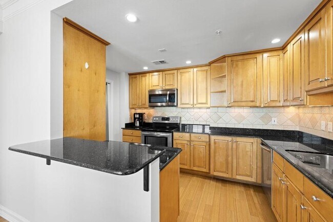 Building Photo - 345 Bayshore Blvd