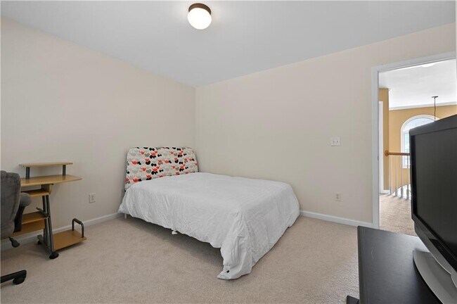 Building Photo - 3945 Summit Gate Dr