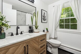 Building Photo - 13 Myles Standish Dr