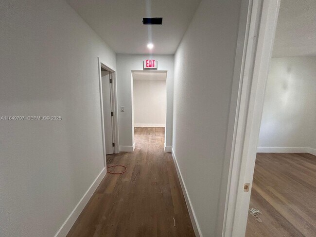 Building Photo - 181 NW 44th St