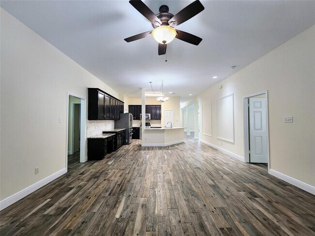 Building Photo - 25807 Elmley Pl