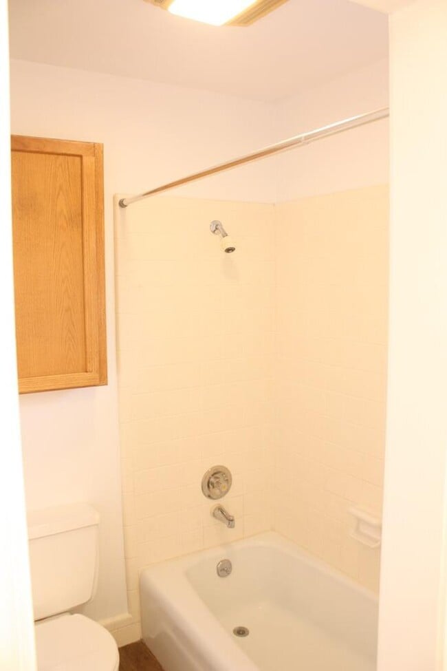 Building Photo - 1316 Carol Ann Dr