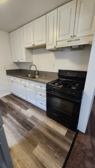 Building Photo - 3333 Belden St