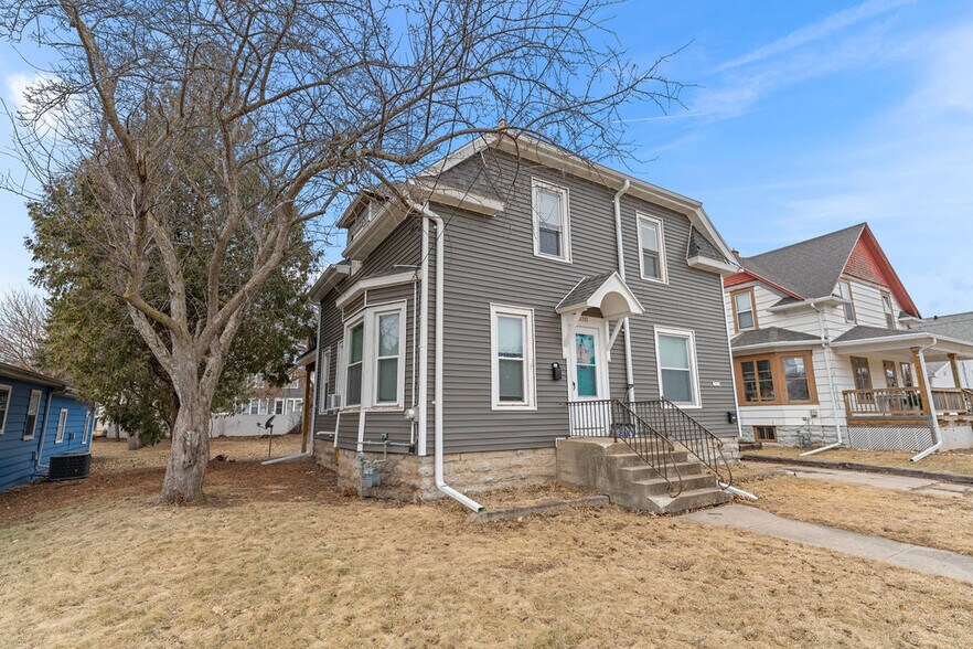Building Photo - 1707 Jefferson St