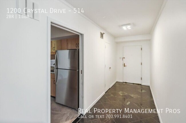 Building Photo - 1200 Crystal Dr