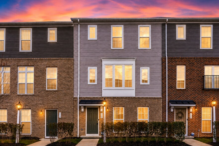 Building Photo - 210 Gress Rd