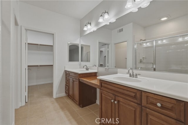 Building Photo - 65 Wonderland