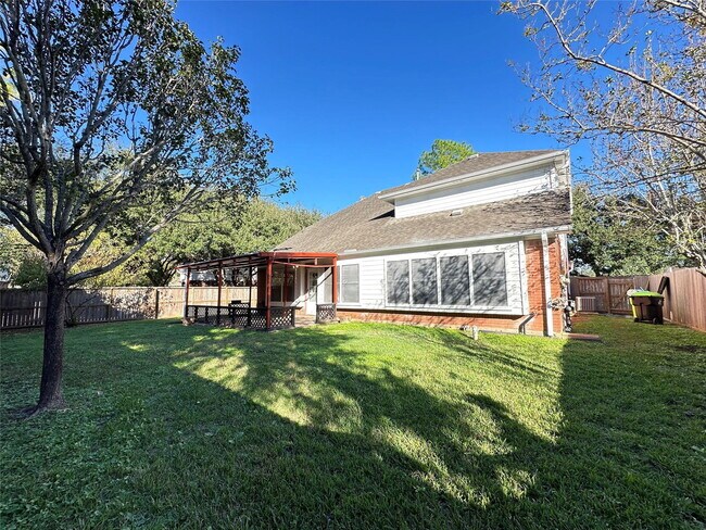 Building Photo - Sheffield Drive, Missouri City, TX 77459 - 4 BR 2.5 BA single-family home