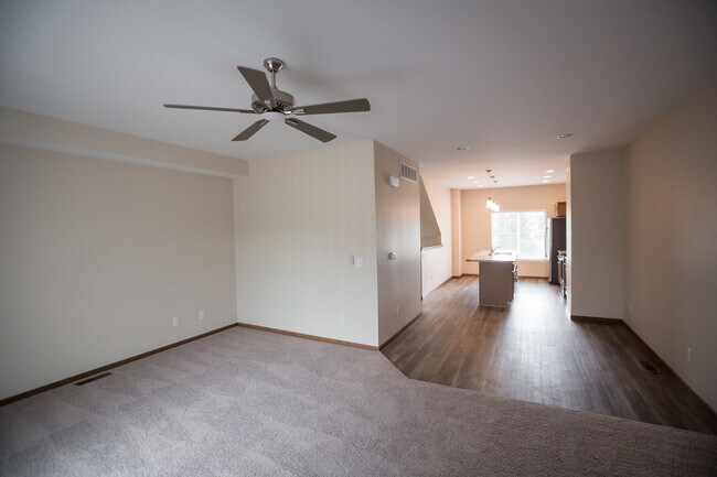 Building Photo - 2505 Walden Rd