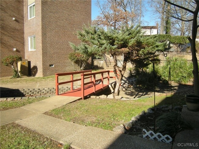 Building Photo - 5226 Castlewood Rd