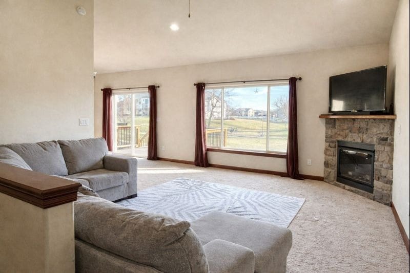 Building Photo - 185 Locust Dr