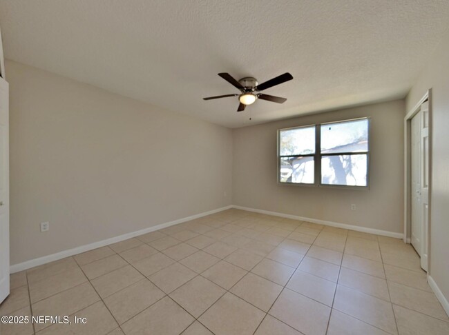 Building Photo - 2851 Yellow Pine Ct