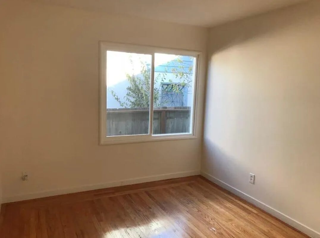 Building Photo - 15098 Edgemoor St