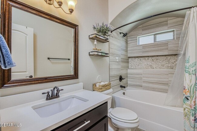 Building Photo - 12133 Chapel Hill Rd