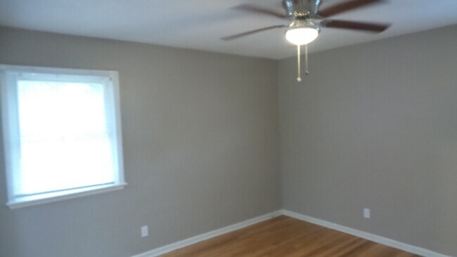 Building Photo - COMING SOON! Renovated 3 Bedroom, 2 bath R...