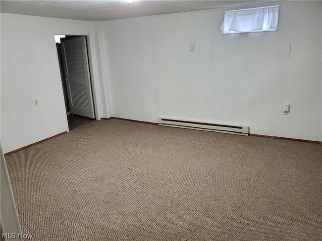 Building Photo - 2562 3rd St