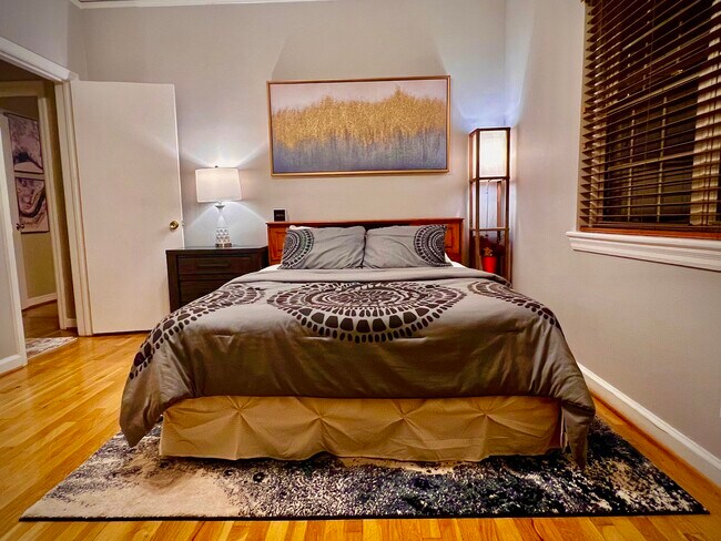 Building Photo - 430 Lindbergh Dr NE