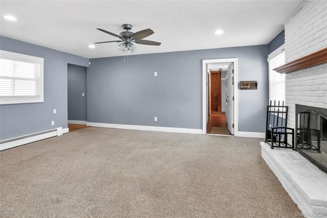 Building Photo - 11 Onyx Dr