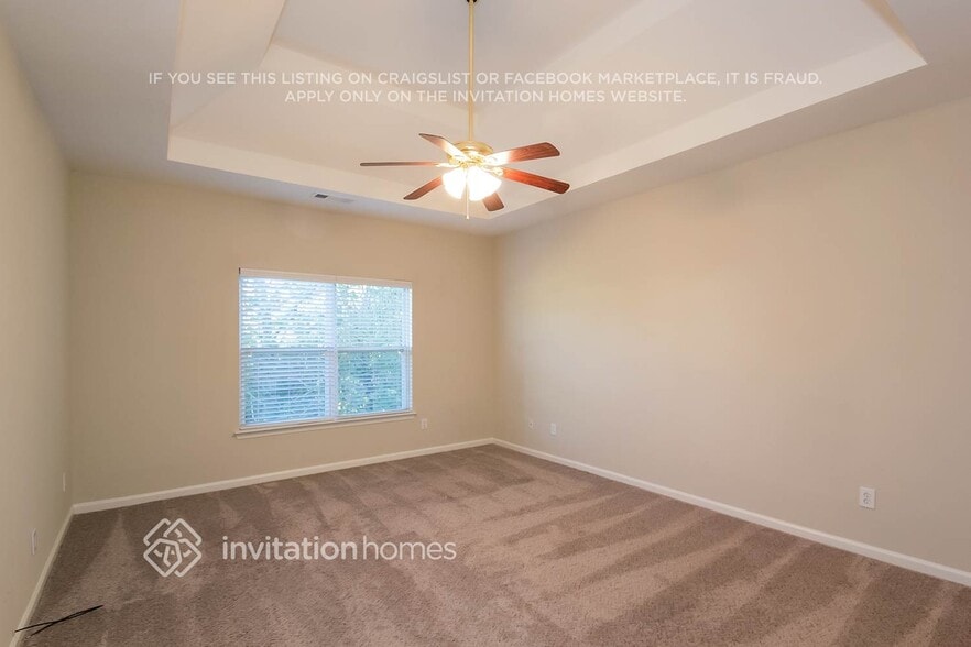 Building Photo - 330 Fairpointe Pl