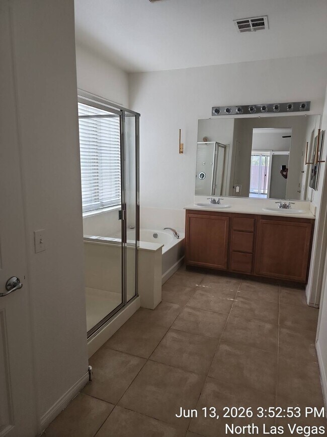 Building Photo - 2109 Pipeline Beach Ct