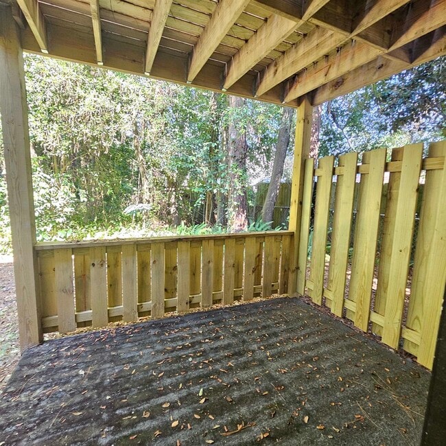 Building Photo - 3687 Donovan Dr