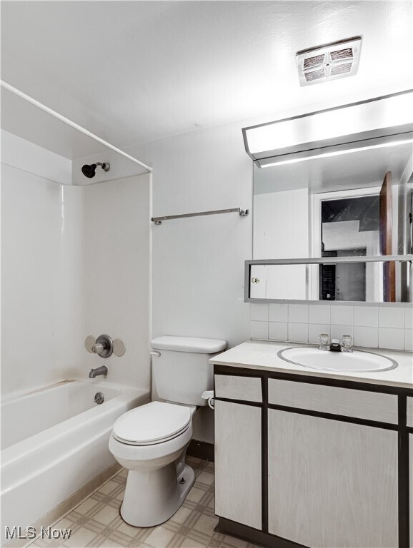 Building Photo - 2331 E Market St